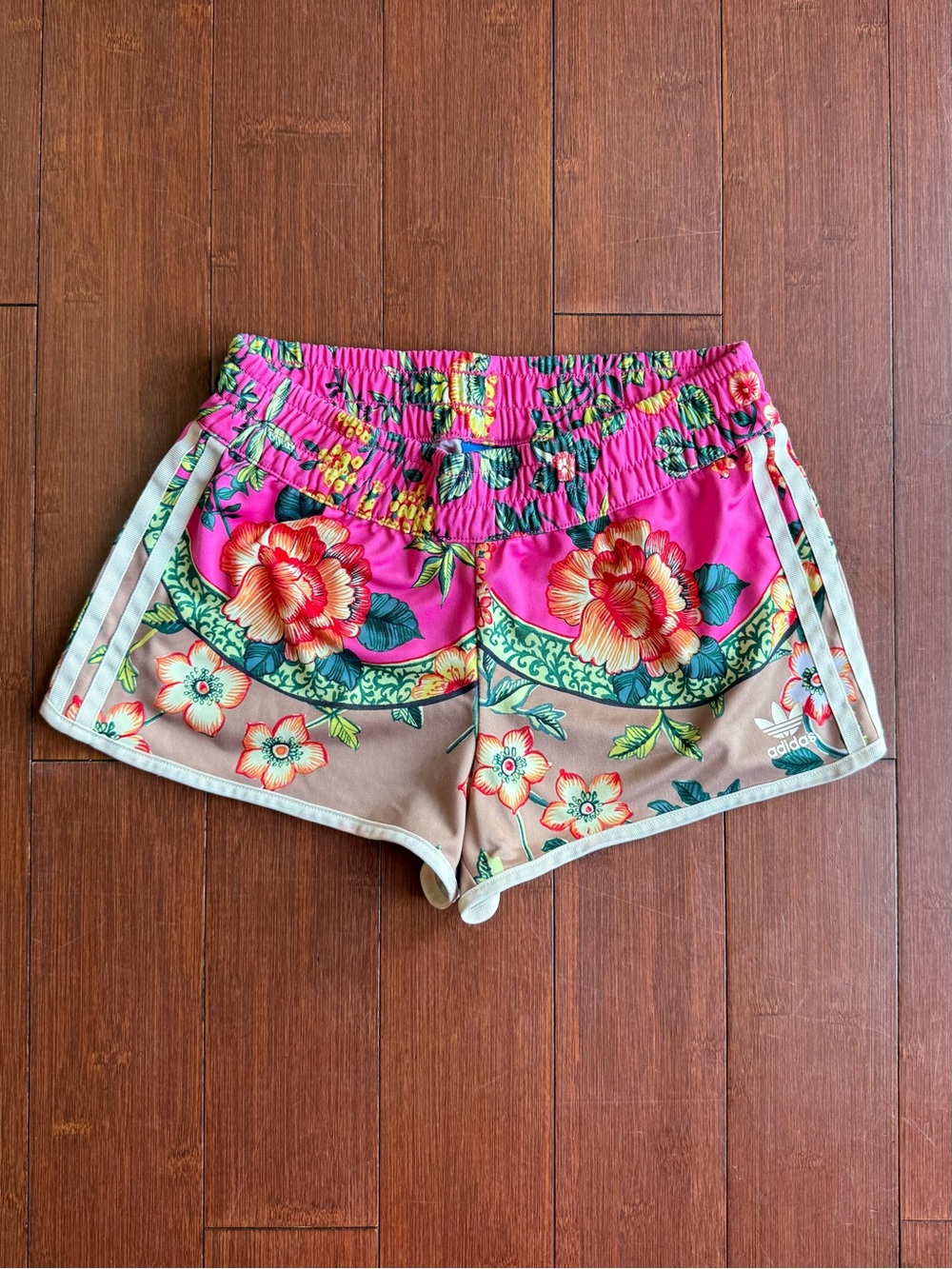 Adidas Originals x The FARM Company Jardineto Floral Shorts - Size XS